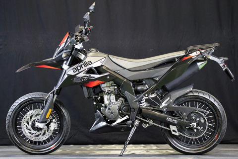 アプリリアRX125/SX125　ローシート アプリリアRX125/SX125 ローシート - メルカリ