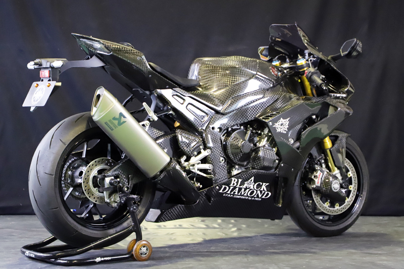 送料無料・名入れ彫刻 A-TECH A-TECH A-TECH:エーテック フレームヒートガード 素材：CDC 平織ドライカーボン タイプ：左側  CBR1000RR-R HONDA ホンダ