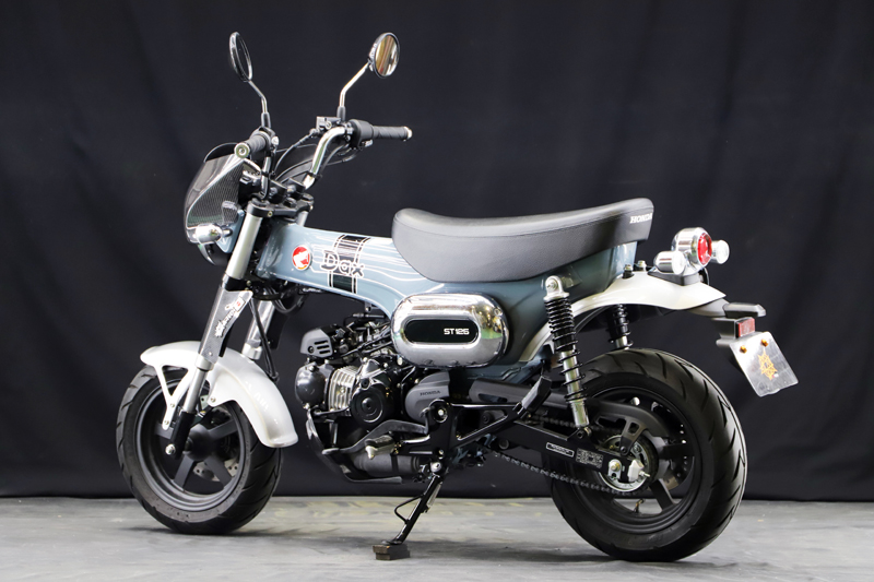 HONDA// Dax125 (2022-) --