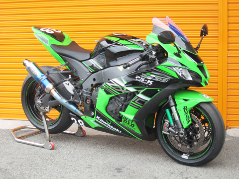 ZX-10R スクリーン 社外  バイク 部品 ZXT00C スモーク 修復素材やペイント素材に:22102470