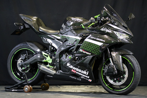 Kawasaki ninja zx25r 純正加工マフラー